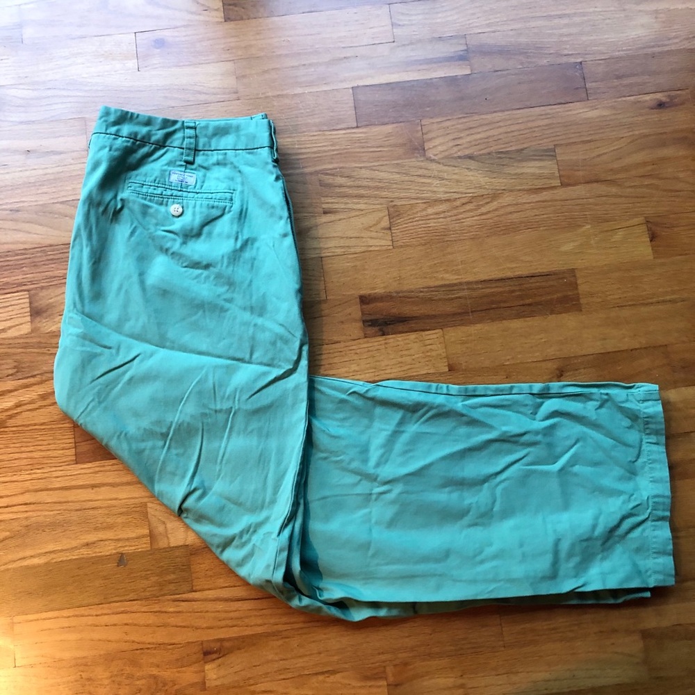 Green Vineyard Vines Chinos